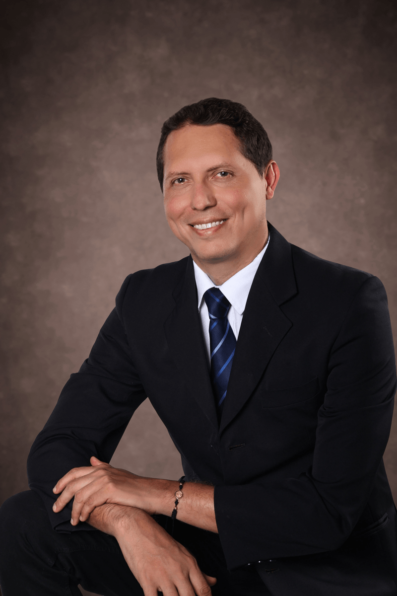William Molina P.
